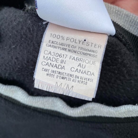 Vintage 90s Fila Black Embroidered Logo Fleece Sweater Made In Canada Medium - Picture 4 of 7